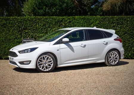 FORD FOCUS 1.0T EcoBoost ST-Line Euro 6 (s/s) 5dr