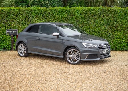 AUDI S1 2.0 TFSI quattro Euro 6 (s/s) 3dr